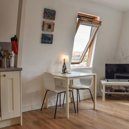 Coast Apartment Whitby Buitenkant foto
