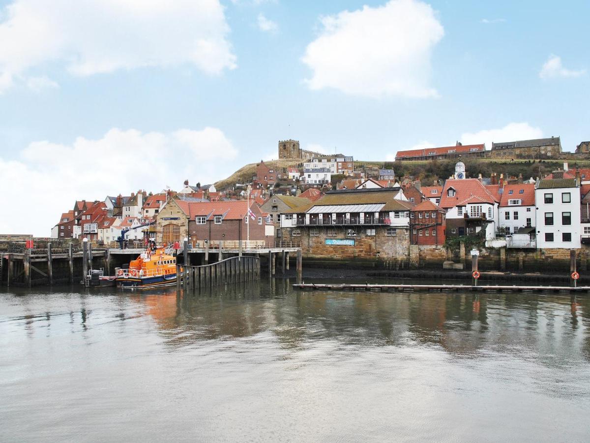 Coast Apartment Whitby Buitenkant foto